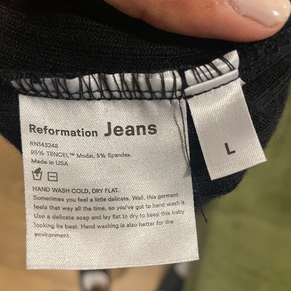 Reformation Short sleeved collared shirt - Picture 5 of 5